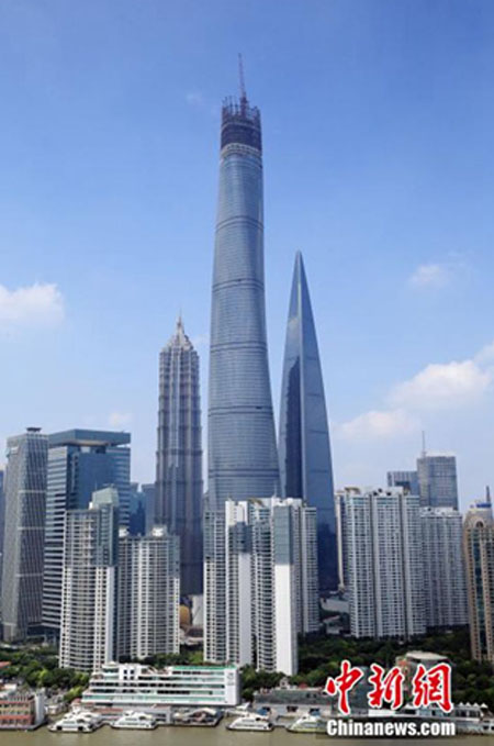 上海一高い「上海タワー」の養生